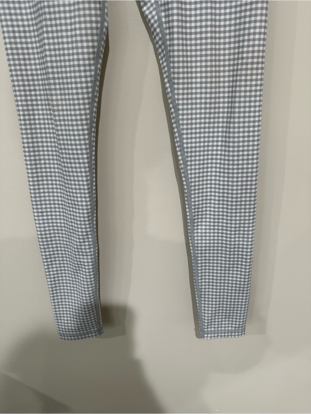 Glyder Gray White Gingham Plaid Leggings XS Yoga Athleisure Cottagecore - Picture 5 of 10